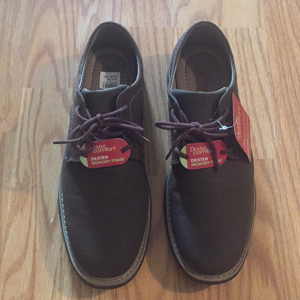 Dexter Comfort dress shoes.
